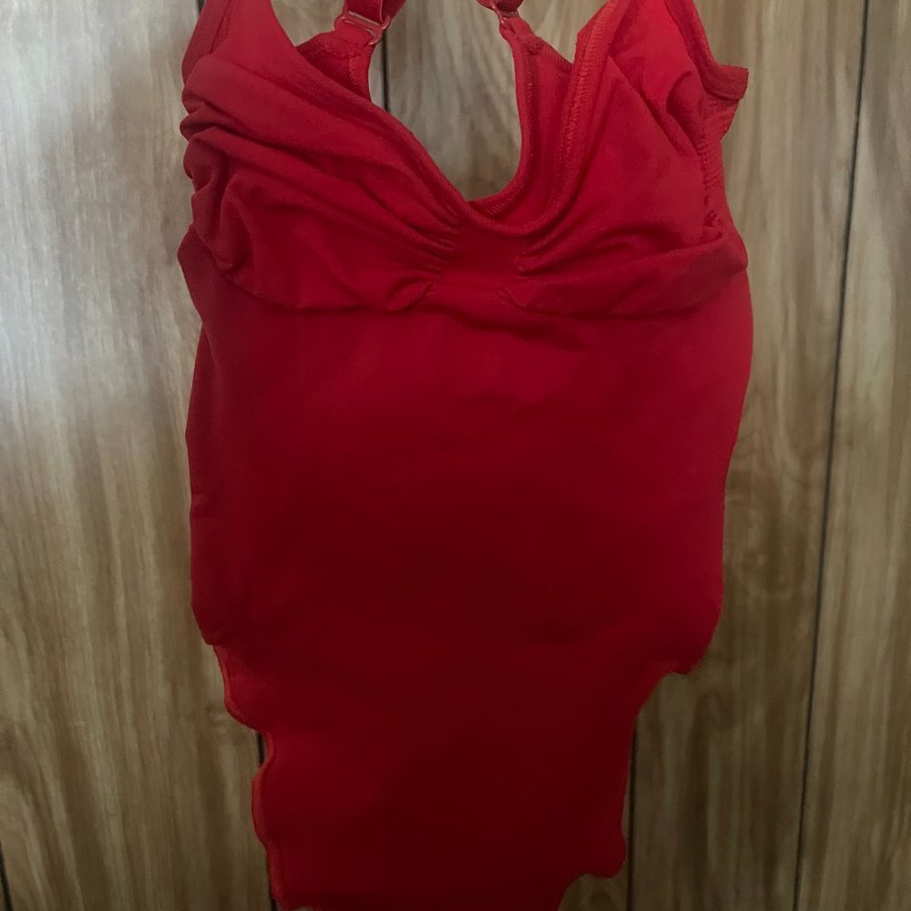 SKIMS Seamless Sculpt Thong Bodysuit - Picture 4 of 5